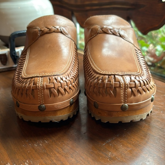 Predictions Leather Collection Tan Leather Vintage Clogs Sz 9 - Picture 5 of 13